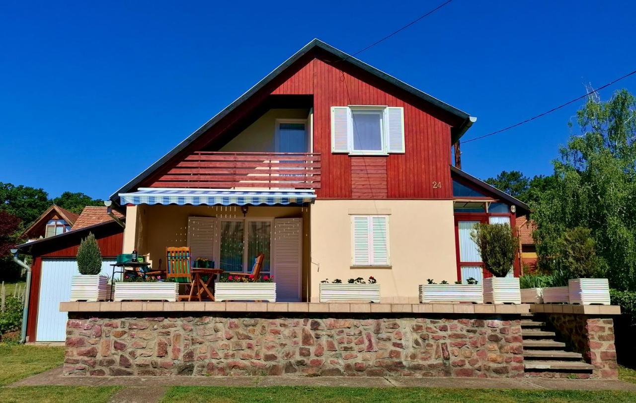 Villa Felicia Balatonszepezd Exterior foto