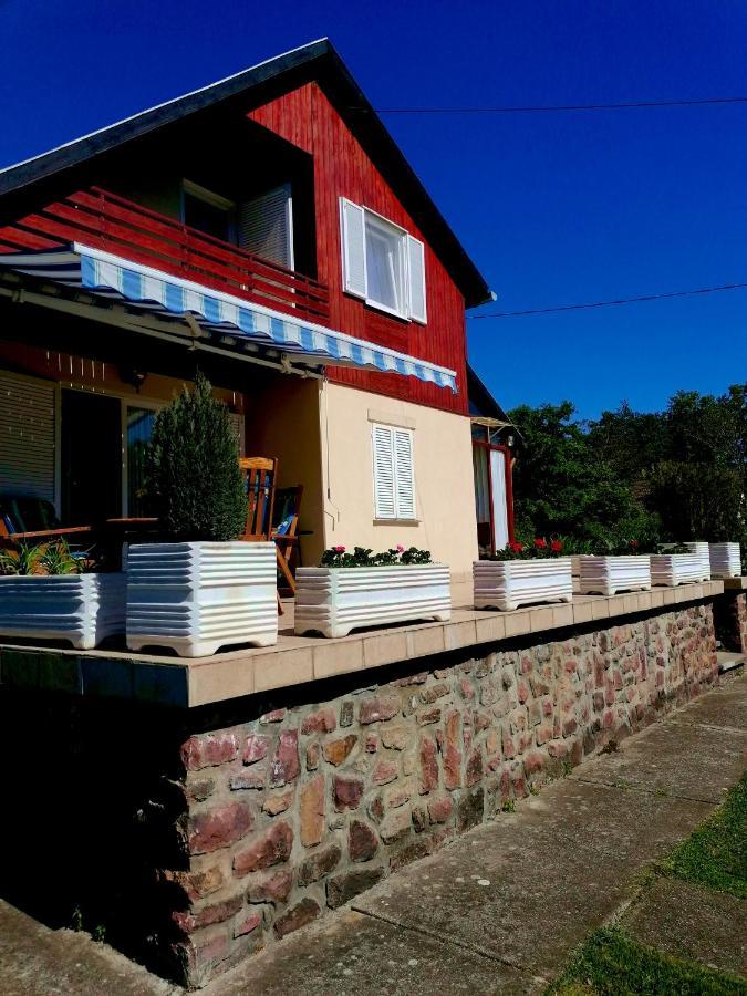 Villa Felicia Balatonszepezd Exterior foto